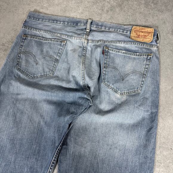 Levi’s 569 Loose Straight Light Wash Denim Jeans - Size: 36x32 - Picture 5 of 10